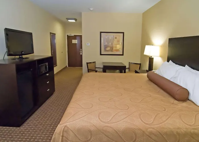 Best Western Bastrop Pines Inn