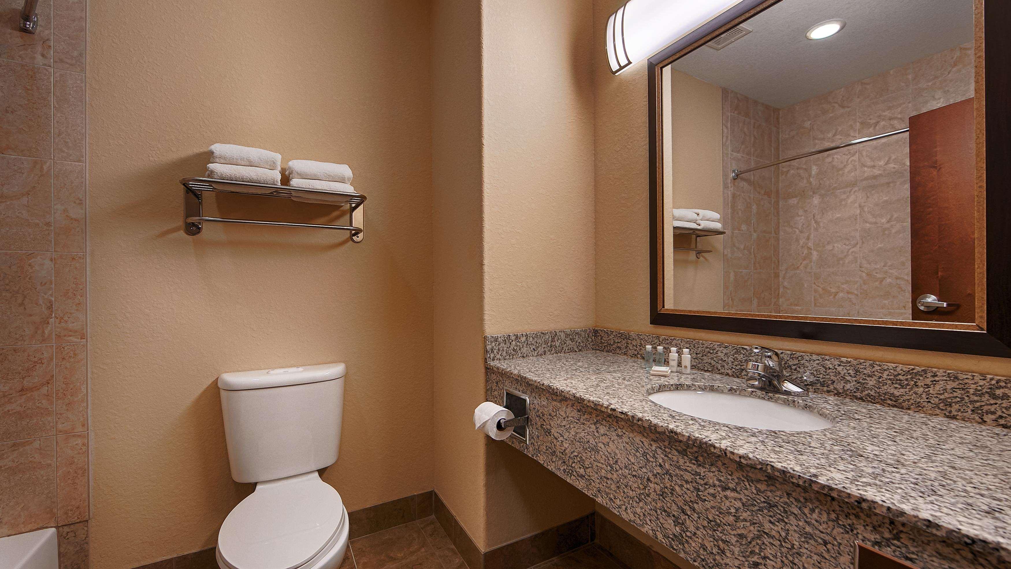 Hotel Western Pines 3*